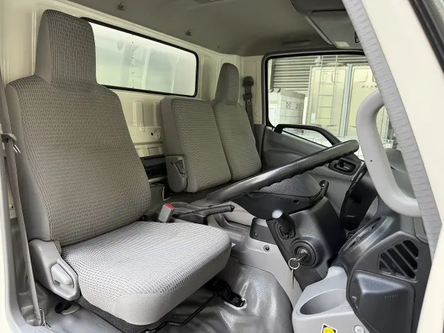 トヨタ ダイナ TPG-XZU712(2WD)の写真17
