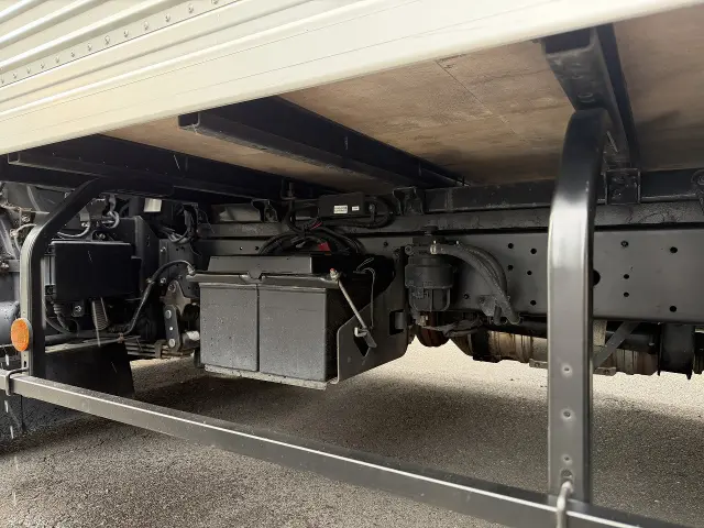 トヨタ ダイナ TPG-XZU712(2WD)の写真10