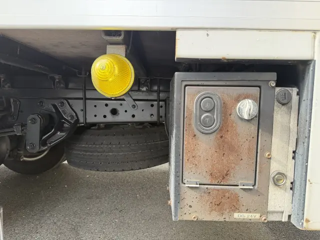 トヨタ ダイナ TPG-XZU712(2WD)の写真11