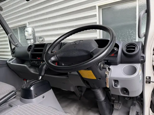トヨタ ダイナ TPG-XZU712(2WD)の写真17