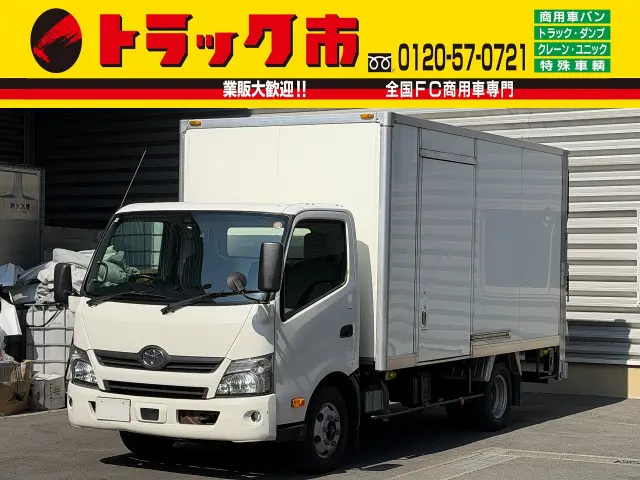 トヨタ ダイナ TPG-XZU712(2WD)の写真1
