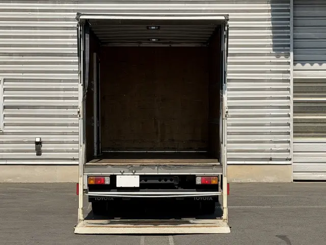 トヨタ ダイナ TPG-XZU712(2WD)の写真5