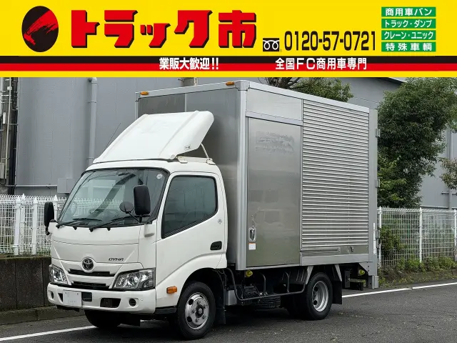 トヨタ ダイナ 2RG-XZU605(2WD)の写真1