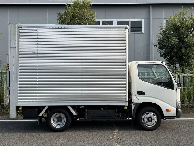 トヨタ ダイナ TPG-XZU605(2WD)の写真4