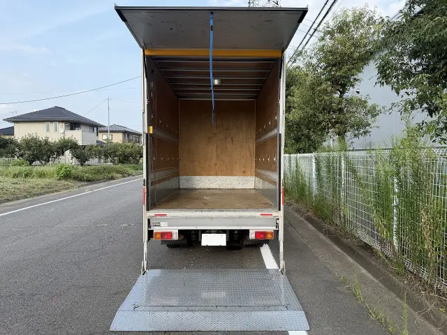 トヨタ ダイナ TPG-XZU605(2WD)の写真6