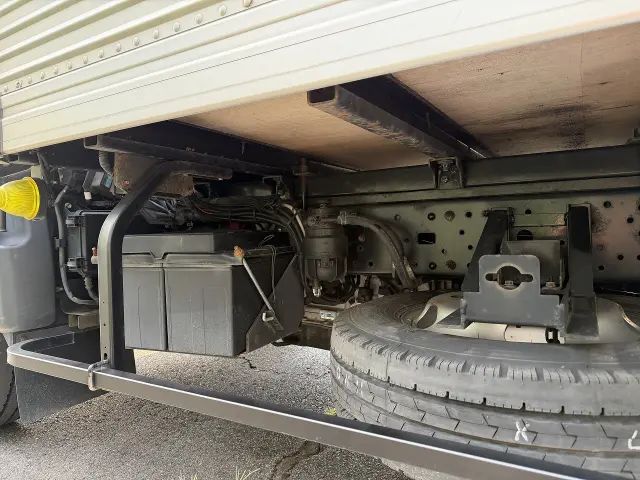 トヨタ ダイナ TPG-XZU605(2WD)の写真11