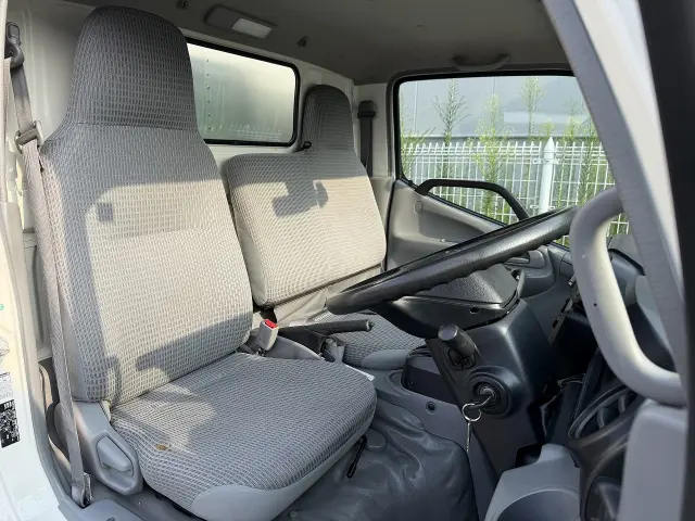 トヨタ ダイナ TPG-XZU605(2WD)の写真17