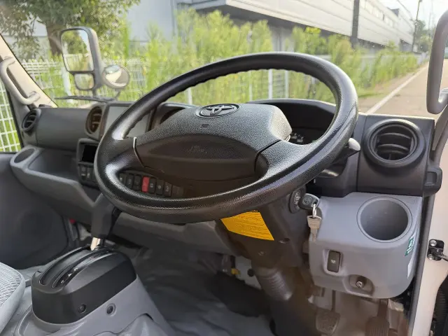 トヨタ ダイナ TPG-XZU605(2WD)の写真18