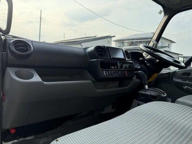 トヨタ ダイナ TPG-XZU605(2WD)の写真22