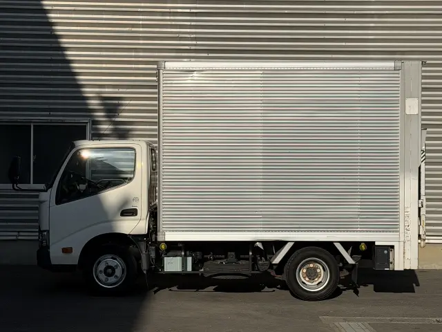 トヨタ ダイナ TPG-XZU605(2WD)の写真2