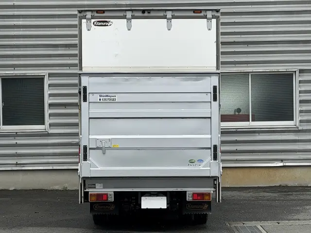 トヨタ ダイナ TPG-XZU605(2WD)の写真4