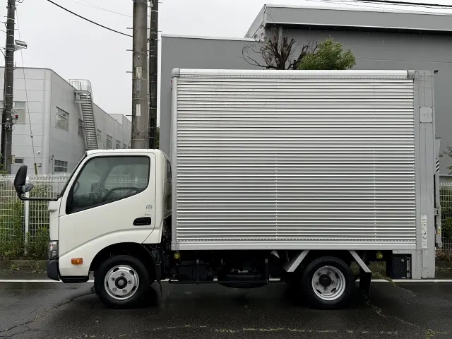 トヨタ ダイナ TPG-XZU605(2WD)の写真3