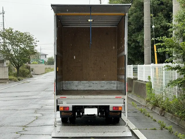 トヨタ ダイナ TPG-XZU605(2WD)の写真5