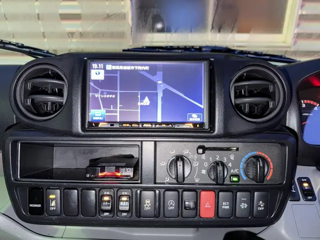 トヨタ ダイナ TPG-XZU605(2WD)の写真17