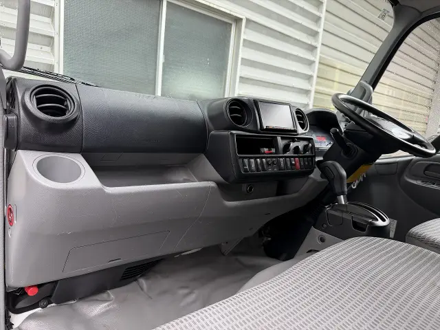 トヨタ ダイナ TPG-XZU605(2WD)の写真21