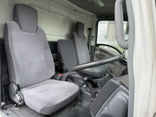 日産 アトラス BKG-APR85AN(2WD)の写真17