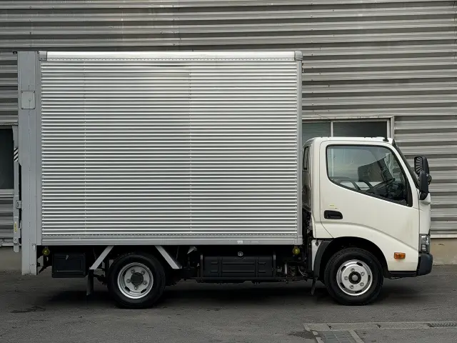 トヨタ ダイナ TPG-XZU605(2WD)の写真3