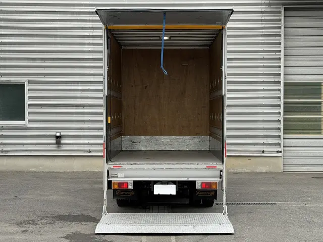トヨタ ダイナ TPG-XZU605(2WD)の写真5