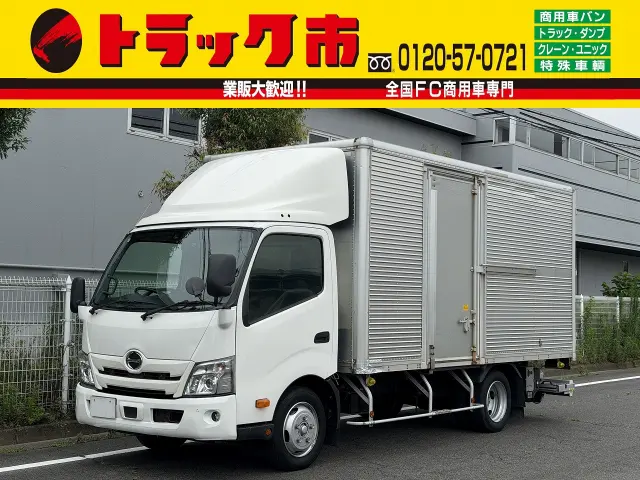 日野 デュトロ 2RG-XZU710M(2WD)の写真1