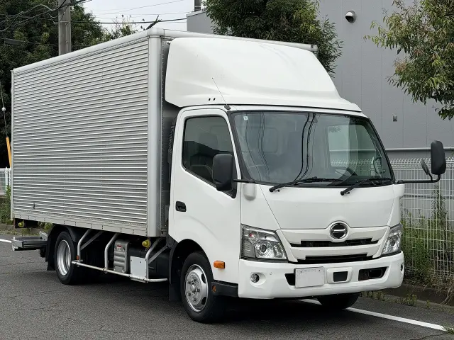 日野 デュトロ 2RG-XZU710M(2WD)の写真2