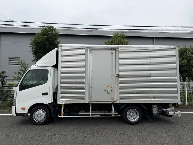 日野 デュトロ 2RG-XZU710M(2WD)の写真3