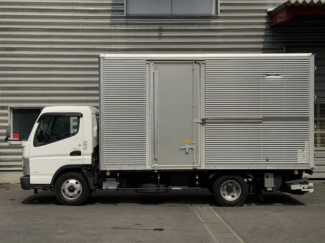 三菱 キャンター TPG-FEB50(2WD)の写真2