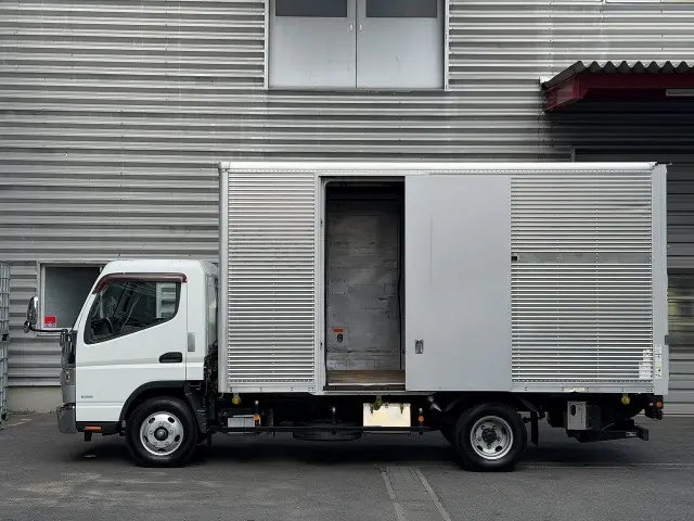 三菱 キャンター TPG-FEB50(2WD)の写真3