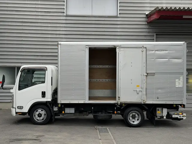 いすゞ エルフ TPG-NPR85AN(2WD)の写真3