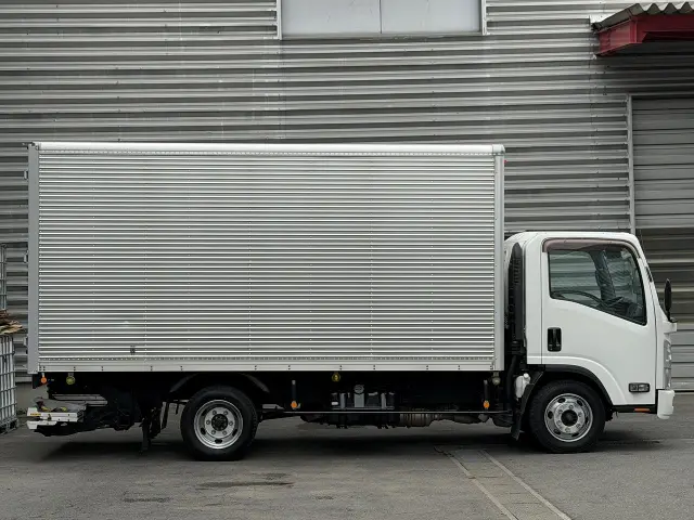 いすゞ エルフ TPG-NPR85AN(2WD)の写真4