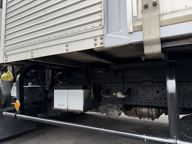 いすゞ エルフ TPG-NPR85AN(2WD)の写真11