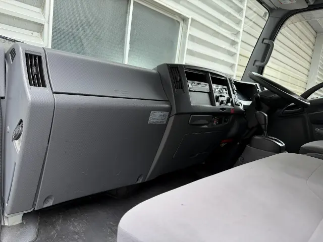 いすゞ エルフ TPG-NPR85AN(2WD)の写真22