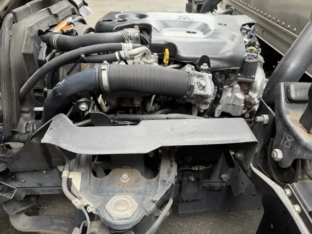 いすゞ エルフ TPG-NPR85AN(2WD)の写真33