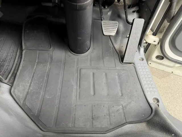 いすゞ エルフ TPG-NPR85AN(2WD)の写真43