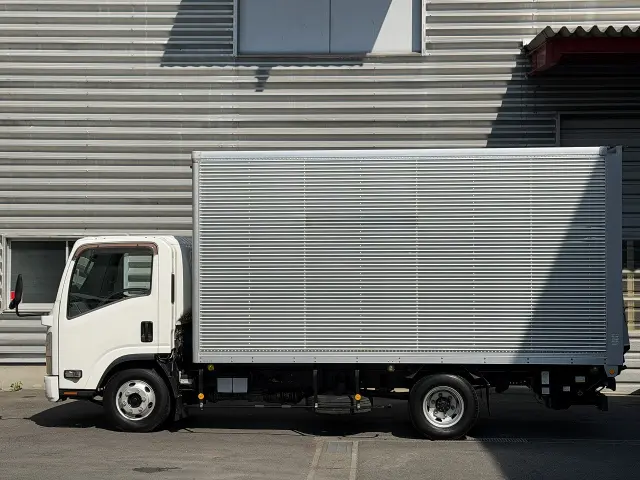 いすゞ エルフ TPG-NPR85YN(2WD)の写真2