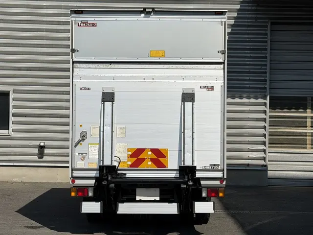 いすゞ エルフ TPG-NPR85YN(2WD)の写真4