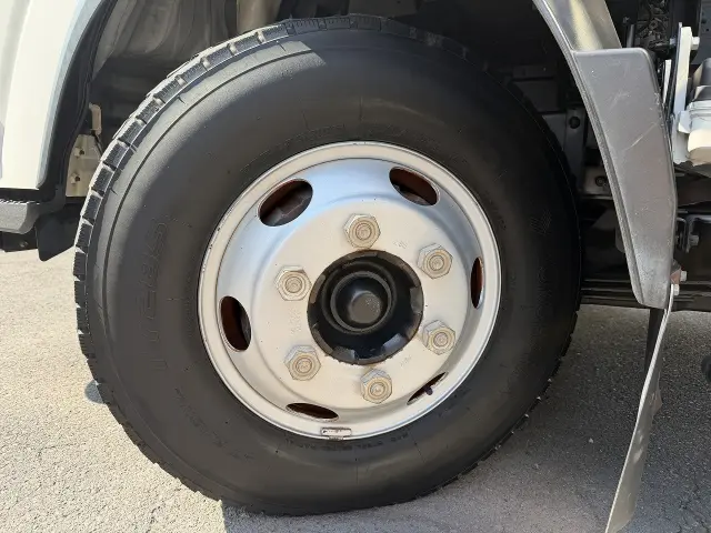 いすゞ エルフ TPG-NPR85YN(2WD)の写真35