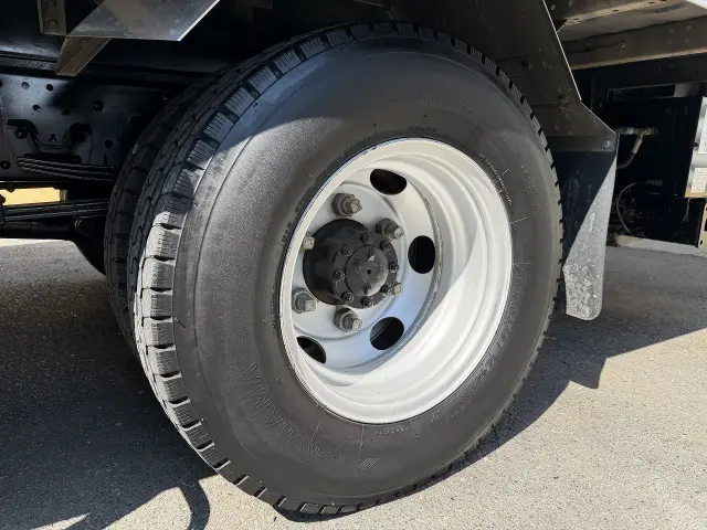 いすゞ エルフ TPG-NPR85YN(2WD)の写真36