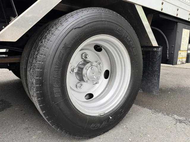 いすゞ エルフ TRG-NKR85N(2WD)の写真34