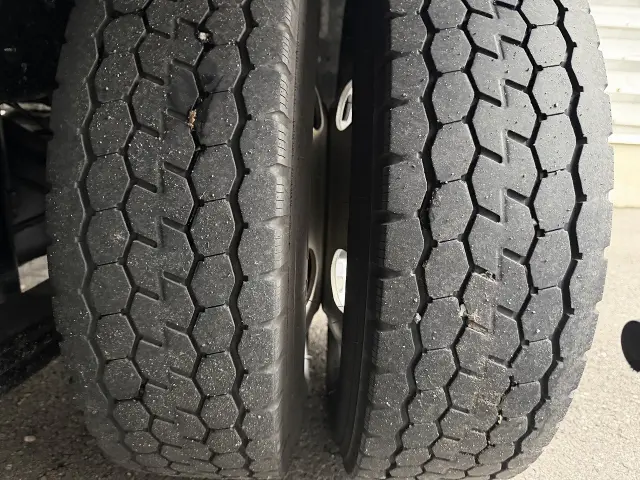 日野 デュトロ 2RG-XZU605M(2WD)の写真15