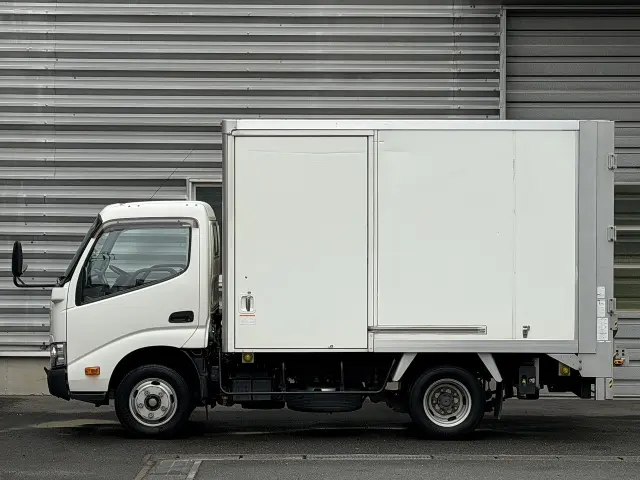 トヨタ ダイナ 2RG-XZU605(2WD)の写真2