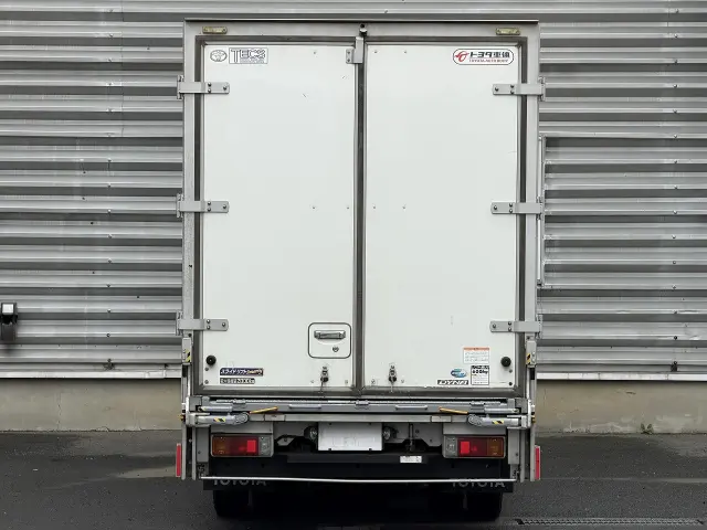 トヨタ ダイナ 2RG-XZU605(2WD)の写真5