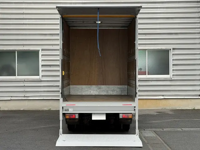 トヨタ ダイナ TPG-XZU605(2WD)の写真5