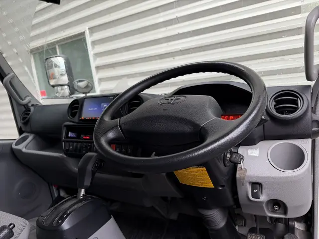 トヨタ ダイナ TPG-XZU605(2WD)の写真17