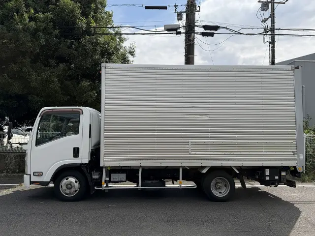 いすゞ エルフ TKG-NNR85AN(2WD)の写真3