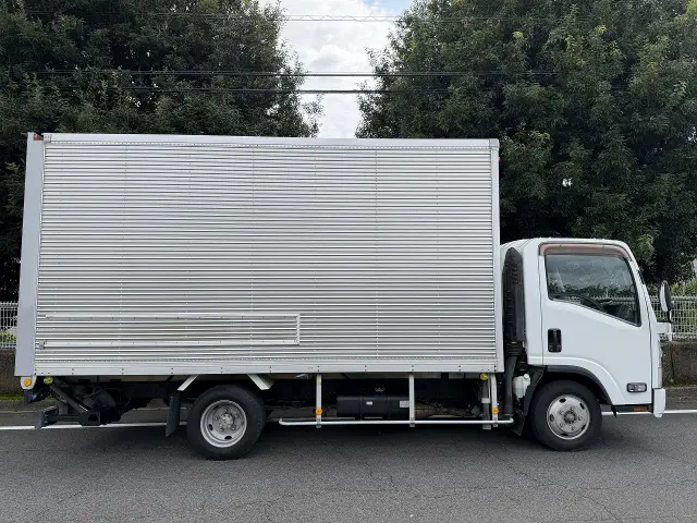 いすゞ エルフ TKG-NNR85AN(2WD)の写真4
