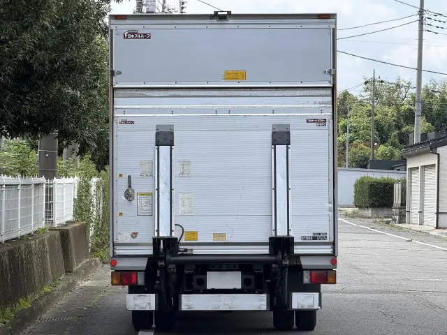 いすゞ エルフ TKG-NNR85AN(2WD)の写真5