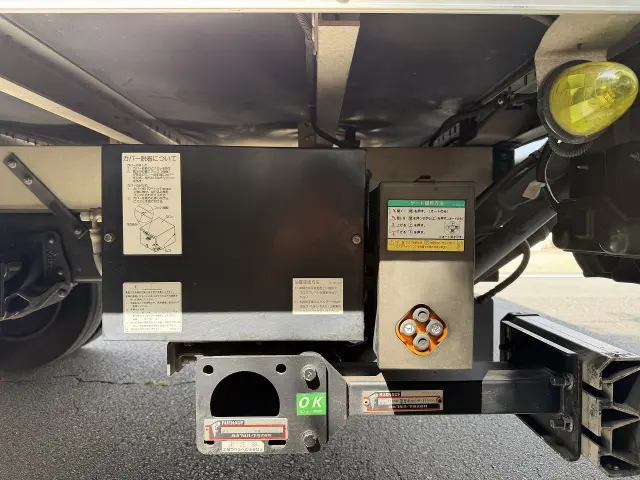 いすゞ エルフ TKG-NNR85AN(2WD)の写真12