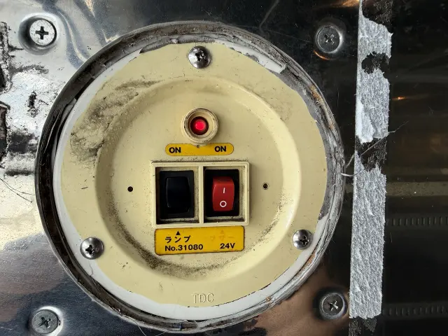いすゞ エルフ TKG-NNR85AN(2WD)の写真28