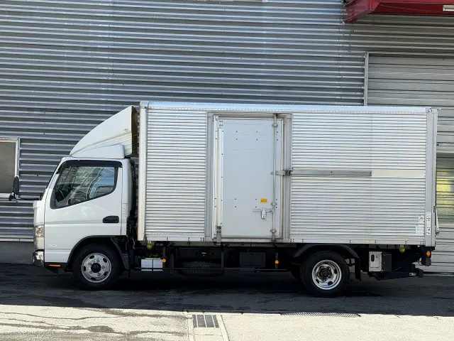 三菱 キャンター TPG-FEA50(2WD)の写真2