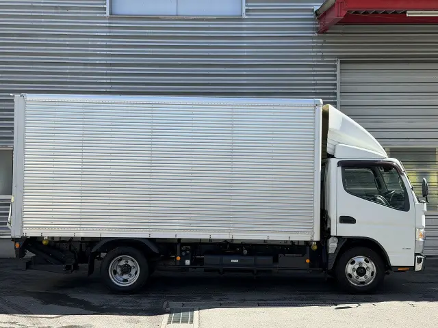 三菱 キャンター TPG-FEA50(2WD)の写真4